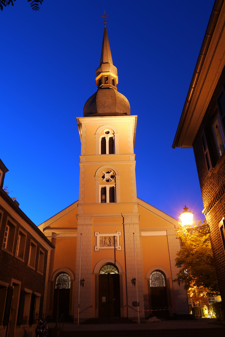 Kath. Kirche St. Peter - Essen-Kettwig