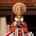 Kathakali (1) : 'namaskaram' - good bye