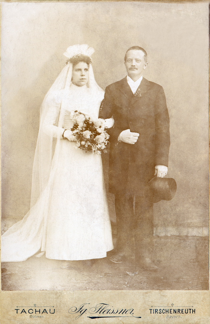 Katharina Liebscher geb. Martin mit Karl (Carl) Liebscher Hochzeit 25.10.1898
