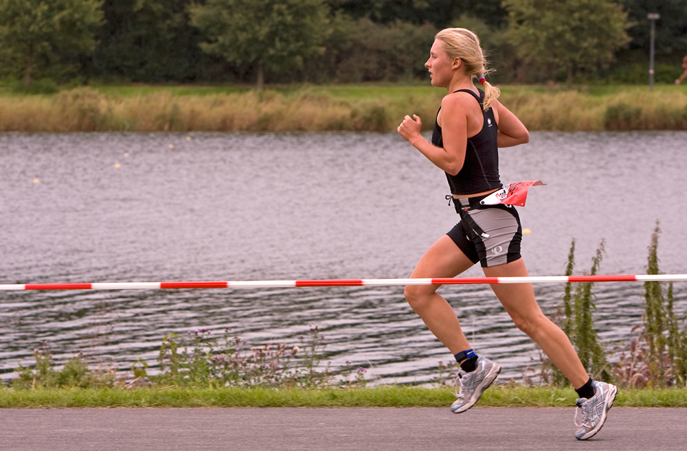 Katharina von Koch 3te des Köln Triathlon