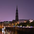 Katharinen Kirche in Hamburg bei Nacht...