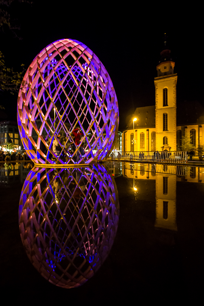 Katharinenkirche und Riesen-Ei