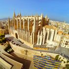 Kathedrale La Seu aus der Sicht meiner Drohne im Mittagslicht, Herbst 2013