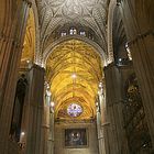 Kathedrale Sevilla (Innenraum mit Marienaltar)