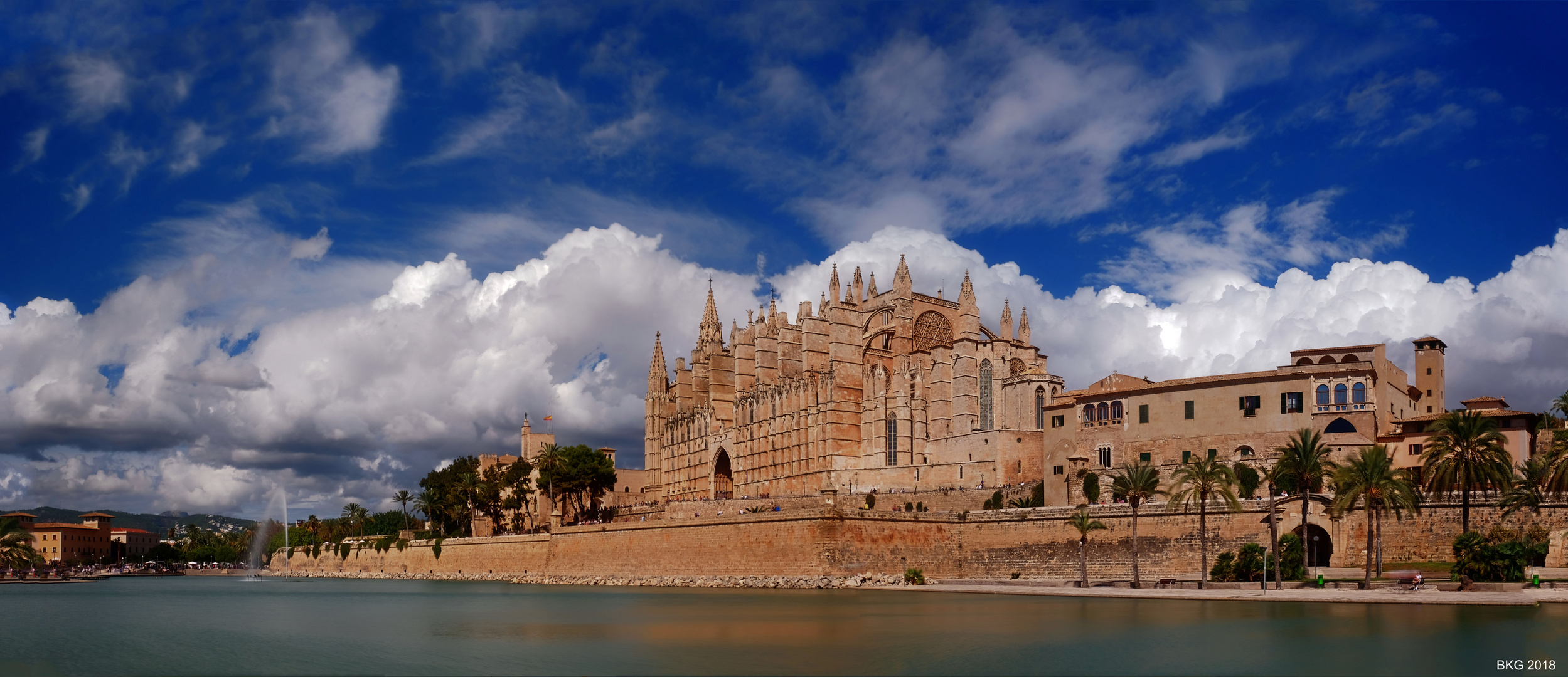 Kathedrale und Königspalast Palma 