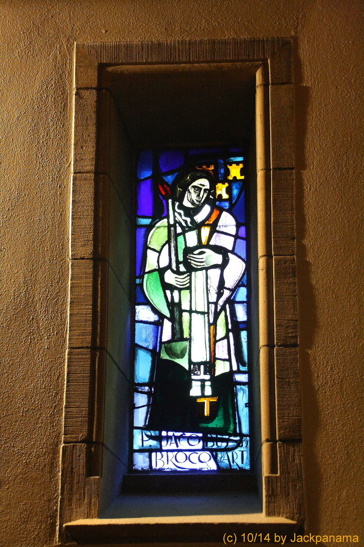 Kathedrale unserer Lieben Frau (Luxemburg) / Kirchenfenster in der Krypta