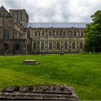 Kathedrale von Winchester, Seitenansicht