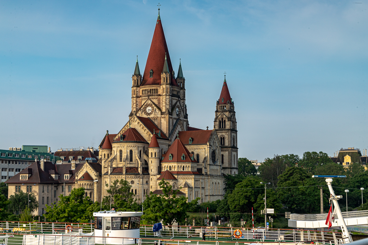 Katholische Kirche St. Franziskus von Assisi