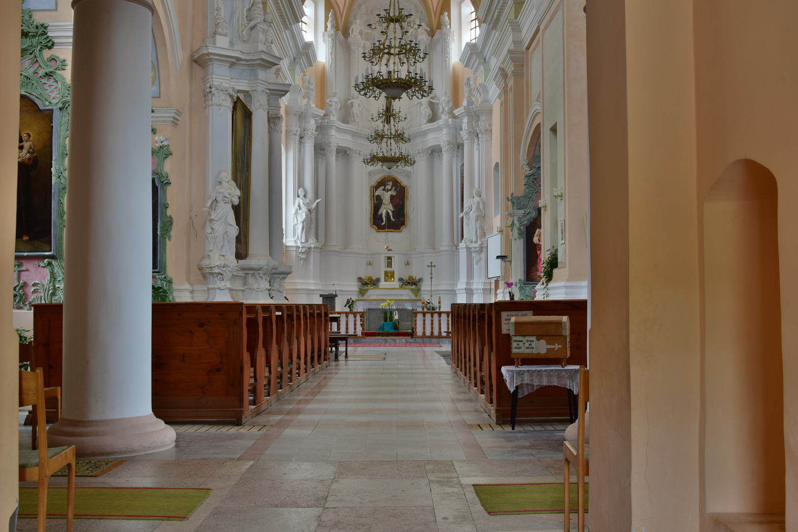 katholische Pfarrkirche der Verklärung des Herrn (1719–1723) in Nawahrudak