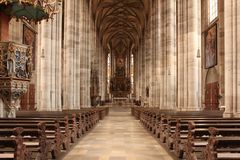 Katholische Stadtpfarrkirche St. Georg in Dinkelsbühl