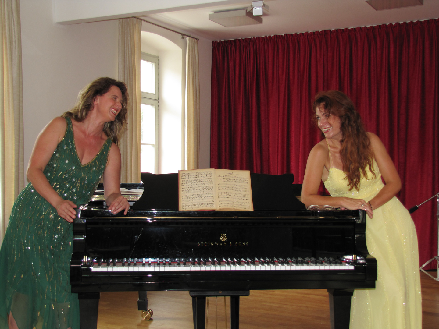 Kathrin , Steinway und ich - drei Topmodelle der Klassik