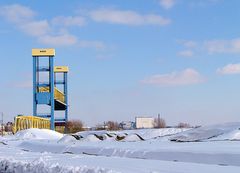 Kattwykbrücke im Schnee.