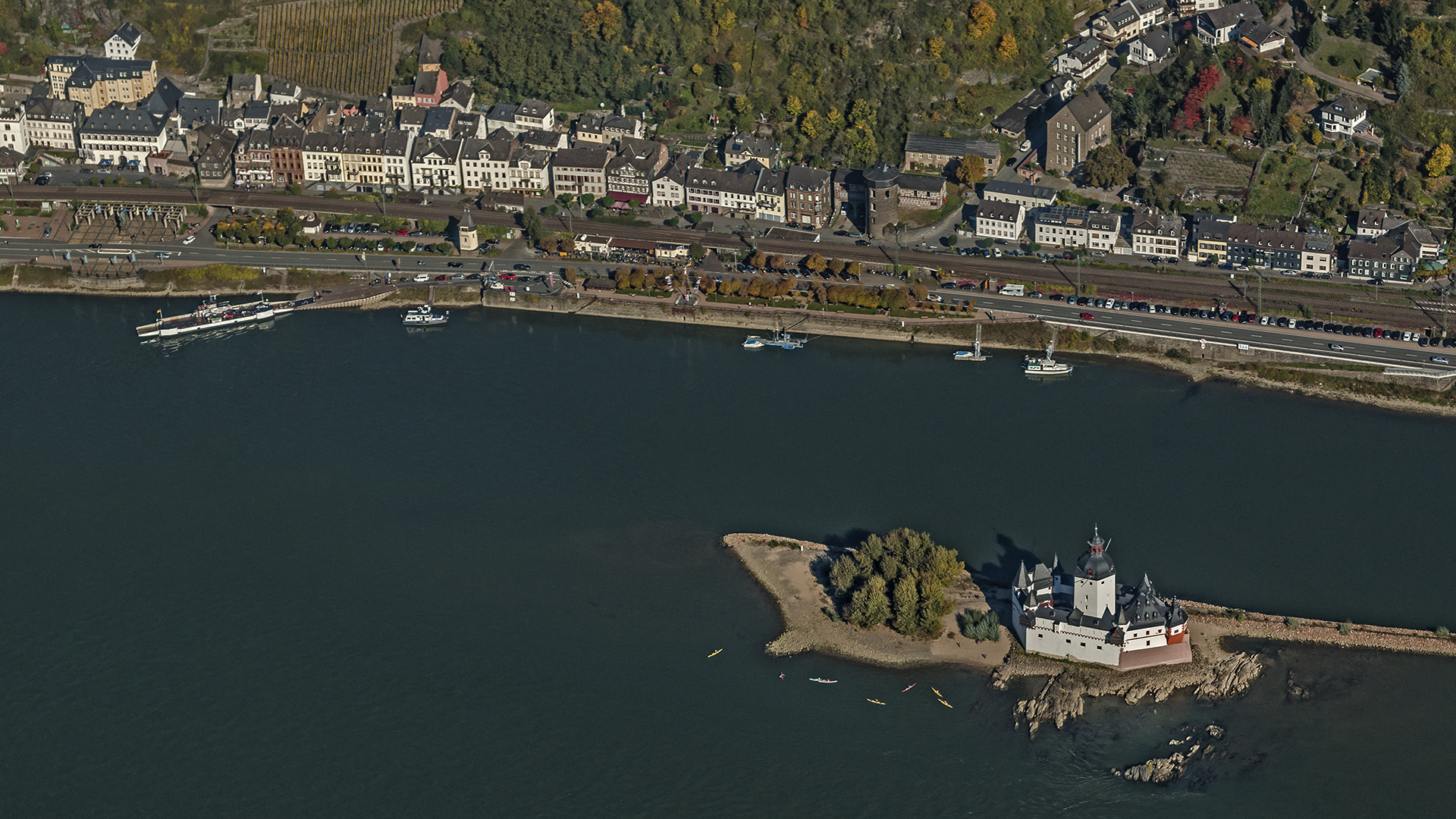 KAUB am Rhein mit Burg Pfalzgrafenstein