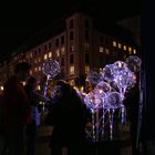 "kauf dir einen bunten luftballon..."