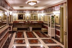 Kaufhaus GUM Moskau 4 - Vorraum zur historischen Toilette