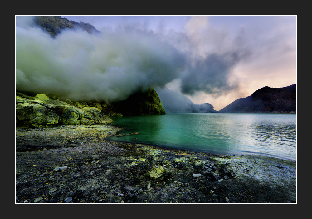 Kawah Ijen - crater lake