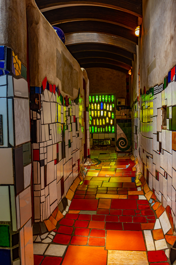 Kawakawa - Hundertwasser Toilet