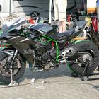 Kawasaki Ninja H2R in der Box