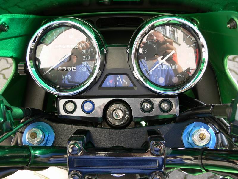 Kawasaki ZRX 1100