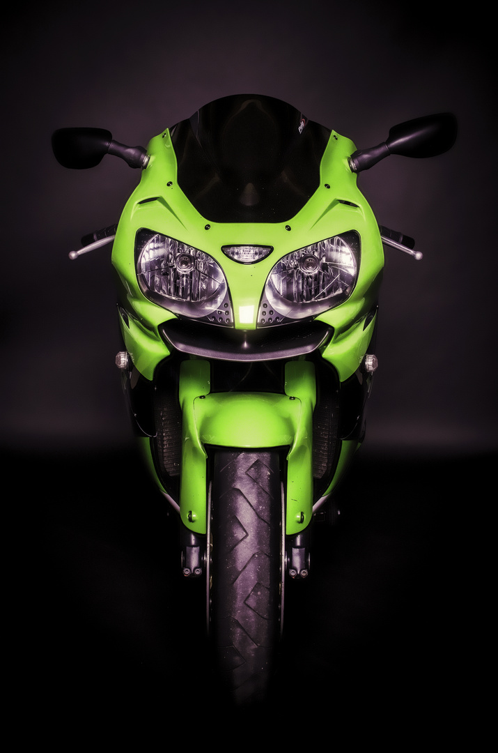 Kawasaki ZX9R