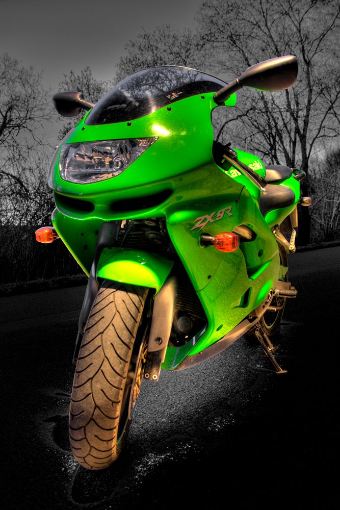 Kawasaki ZX9R