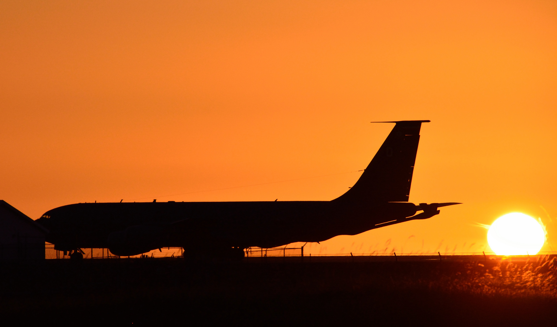 KC-10 im Sonnenuntergang