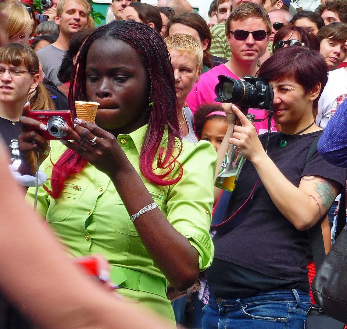 KDK 2010. Frauen sind multitaskingfähig