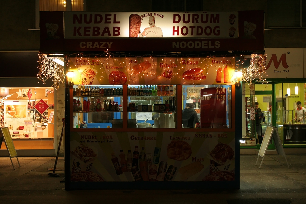 Kebabstand mit Weihnachtsdeko