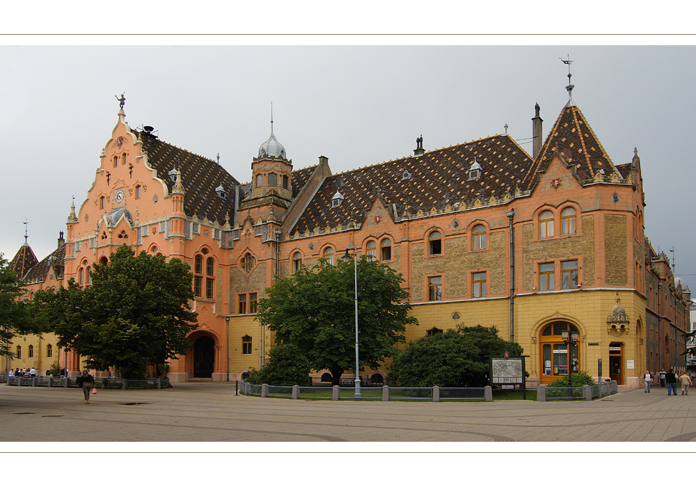 Kecskemet,  das Rathaus im ungarischen Jugendstil