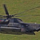 *** Keep it low ...... CH-53 im Konturenflug ***