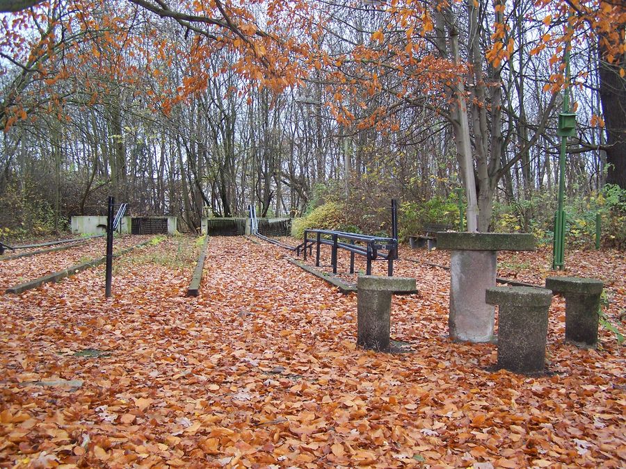 Kegelbahn im Herbst