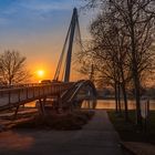 Kehl Fußgänger Rheinbrücke am Abend 