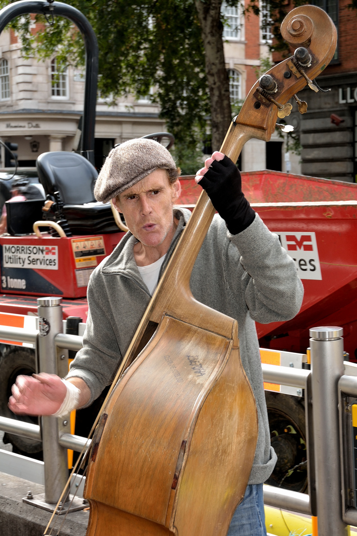 Kein Chinese mit dem Kontrabass - London