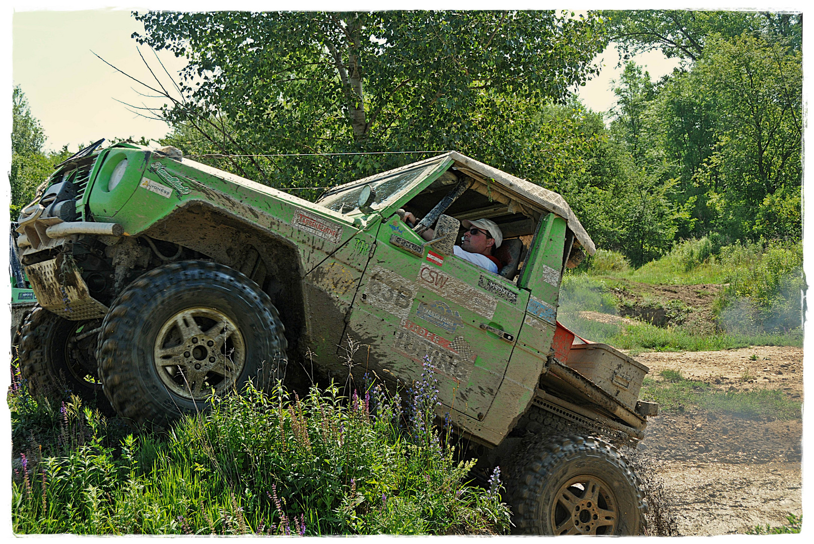 Kein Hügel ist zu steil - Off Road (04/2012)