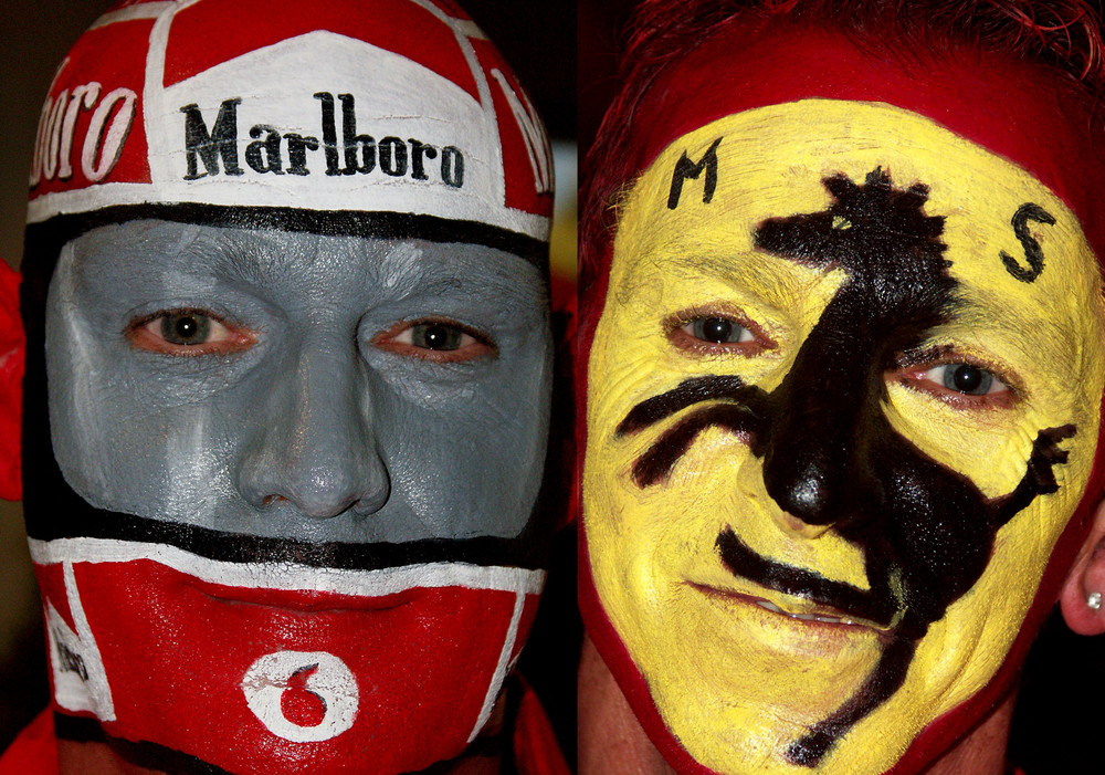 Kein Karneval, sondern Schumi-Fans