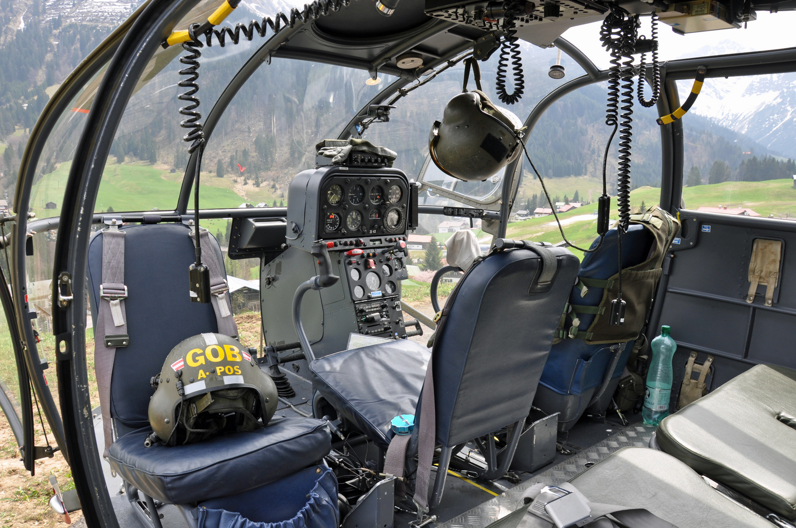 Kein Luxus Foto Bild Luftfahrt Hubschrauber Verkehr Fahrzeuge Bilder Auf Fotocommunity