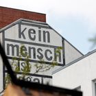 Kein Mensch ist