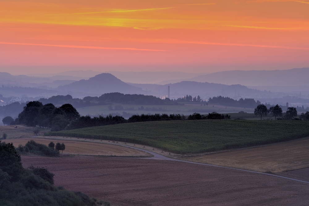 *kein Nebel im Tal der Morgennebel II*