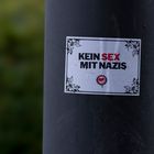 KEIN SEX MIT NAZIS !