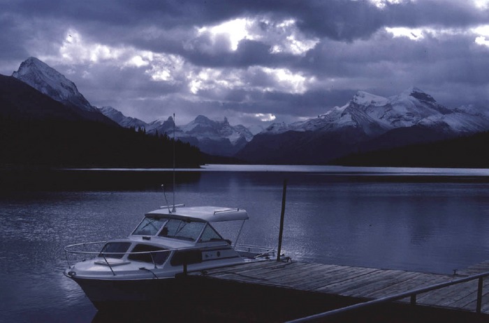 kein Sonnenschein am Maligne Lake