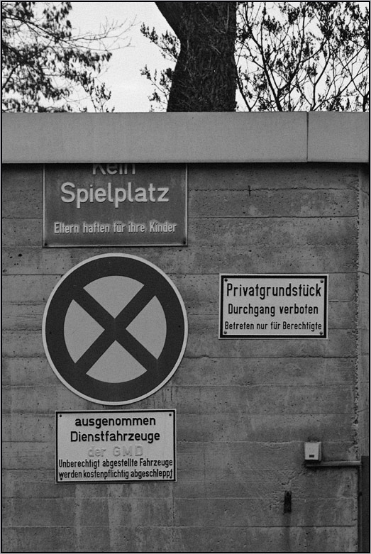 Kein Spielplatz!