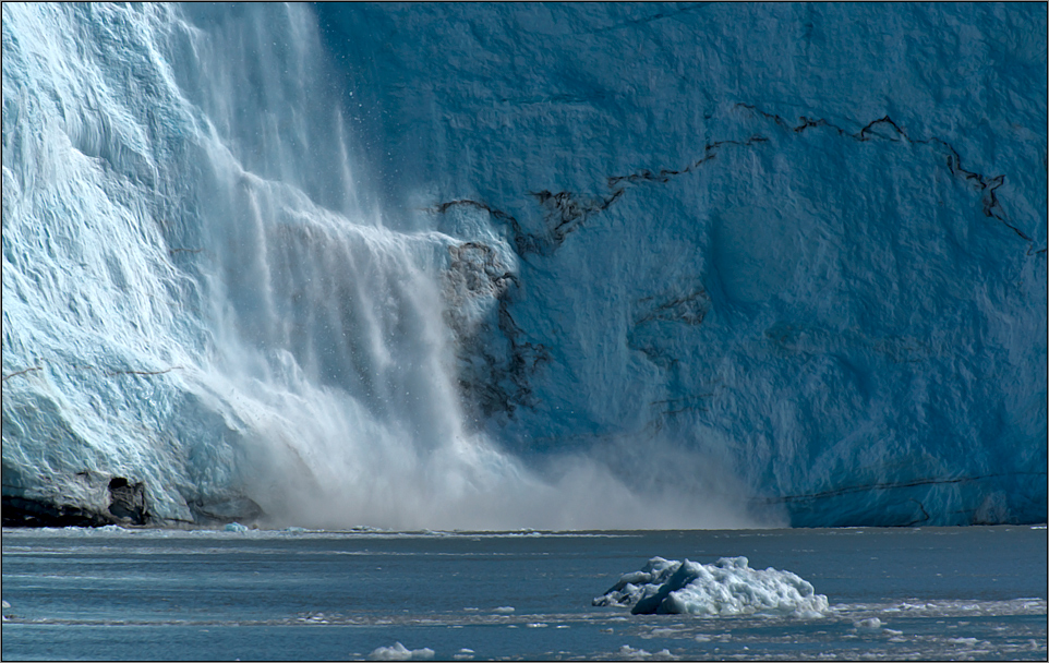 kein wasserfall -  eher ein eisfall