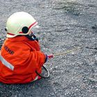 keiner zu klein ein Feuerwehrmann zu sein