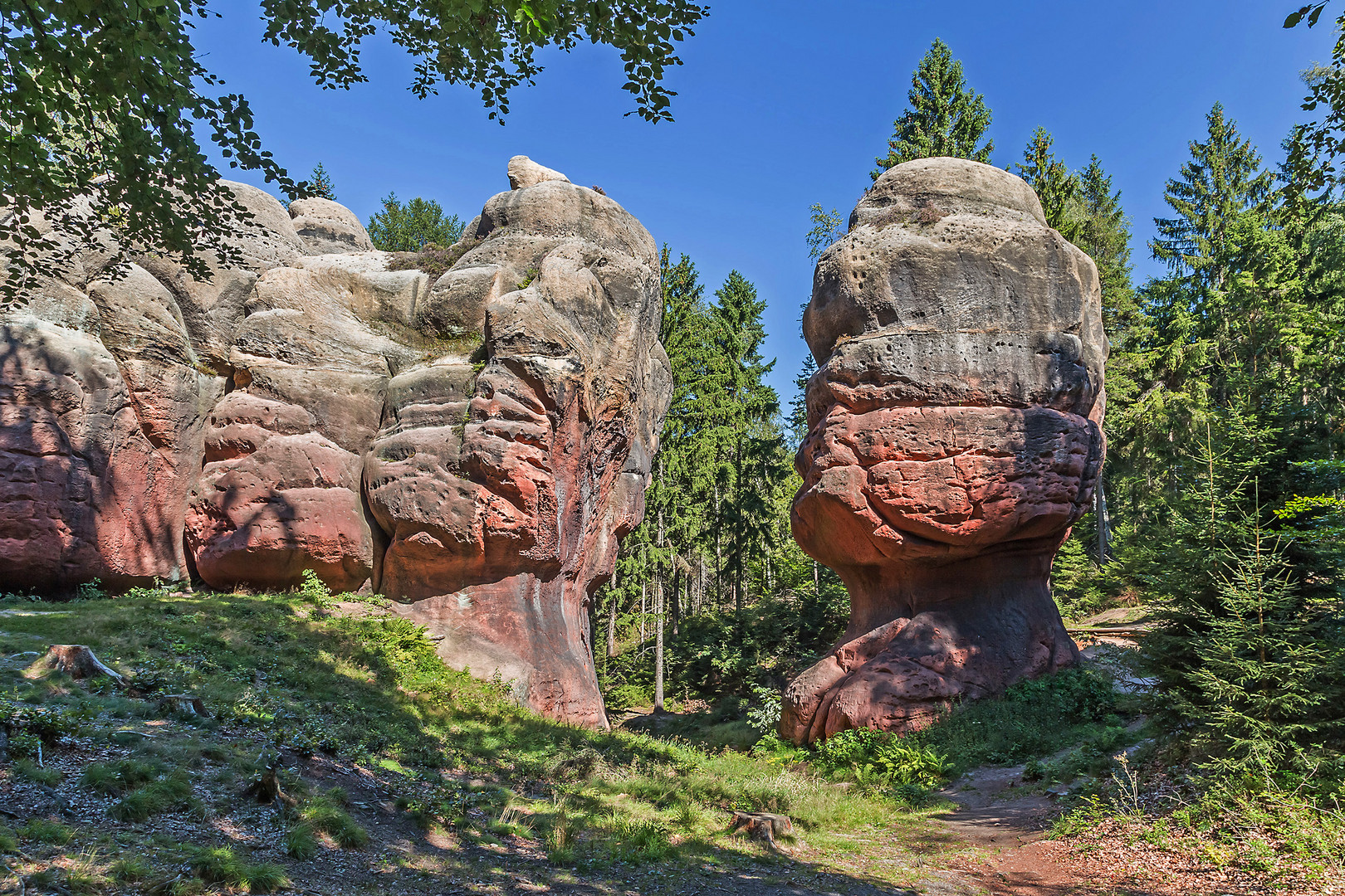 Kelchstein mit Kelchsteinwächter