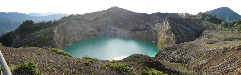 Kelimutu Krater auf Flores / Indonesien