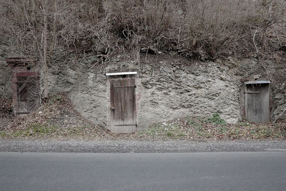 Kellertüren Foto & Bild | architektur, lost places, ländliche