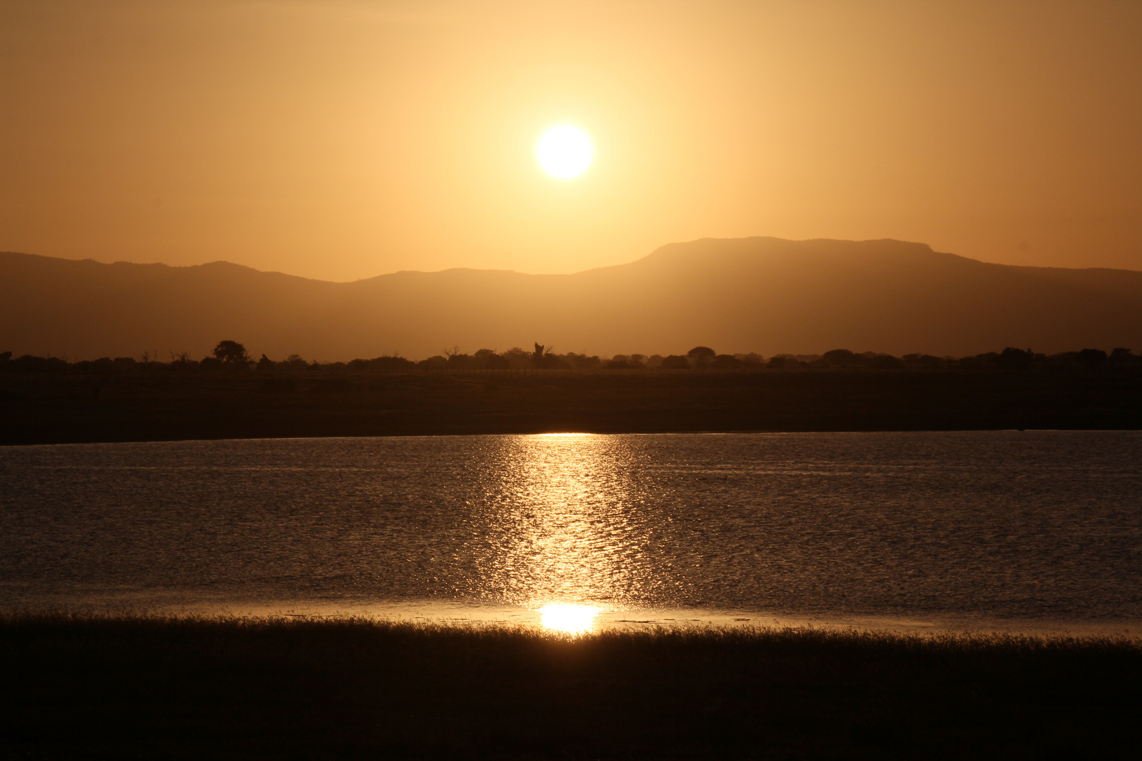 Kenia- Sonnenuntergang