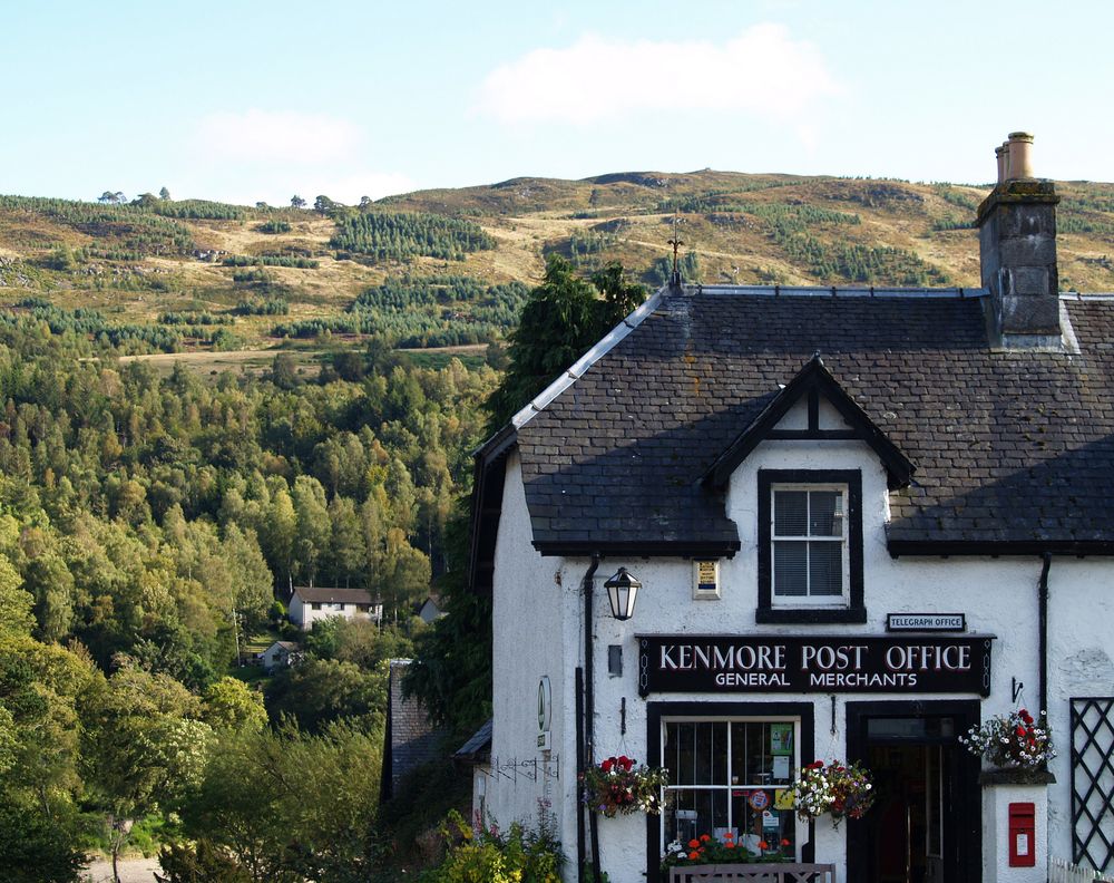 Kenmore Post Office