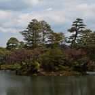 Kenroku-en Garten in Kanazawa - Horajima-Insel im Kasumigaike-See