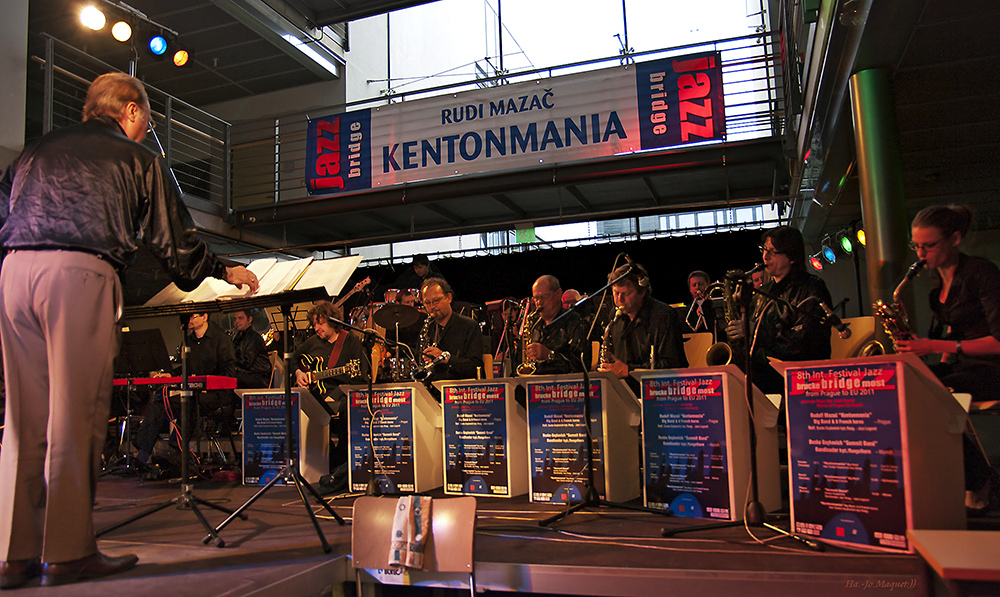 Kentonmania Big Band